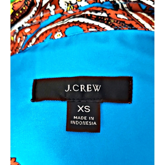 23. NWOT J.Crew Drapey button-up shirt in paisley print - Picture 4 of 8
